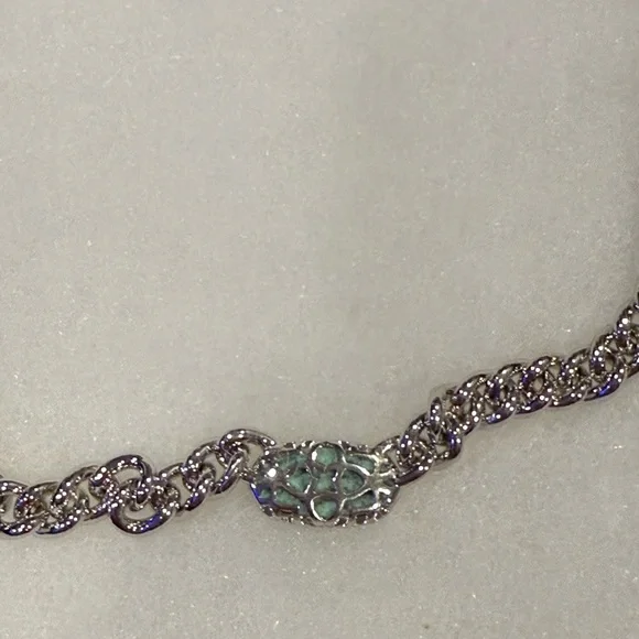 Host Pick 8/22/25! NWT Kendra Scott Silver Grier Pendant Necklace in Sea Green - Picture 9 of 9